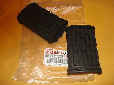 Yamaha XV700 XJ700 XV1000 XVZ12 VMX12 XVZ13 step rubber set OEM