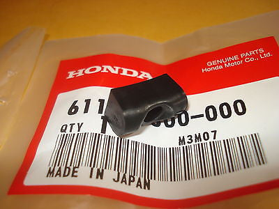 Honda CB350 CB450 CB500 CB550 CB750 CB 750 fender grommet OEM