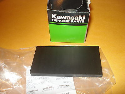 Kawasaki KE100 KS125 KE125 KE175 KE250 battery pad rubber OEM
