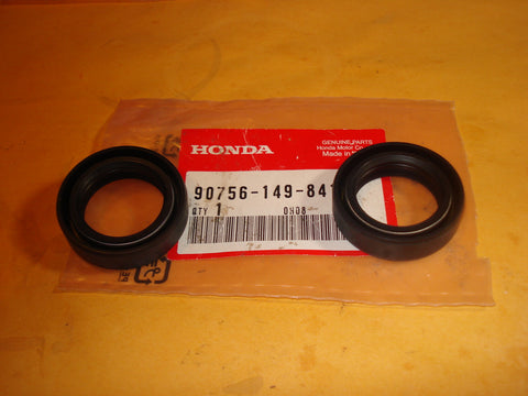 Honda SL70 XL70 XL75 XR75 XR80 XL80 ST90 CB125 CB125S fork seals OEM