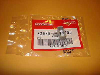 Honda CB200 CB350F CB360 CB400F CB450 CL450 CB500 CB550F CB750 wire grommet OEM